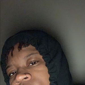 Meet your Posher, Khadija